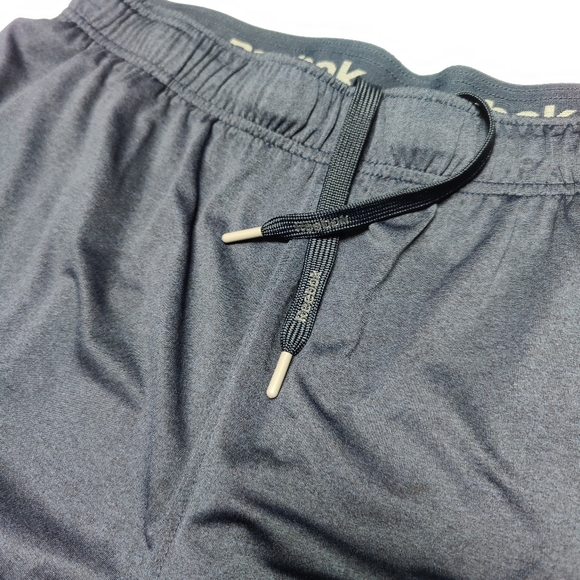 Reebok Athletic / Gym Shorts Navy Size XXL - Picture 4 of 9